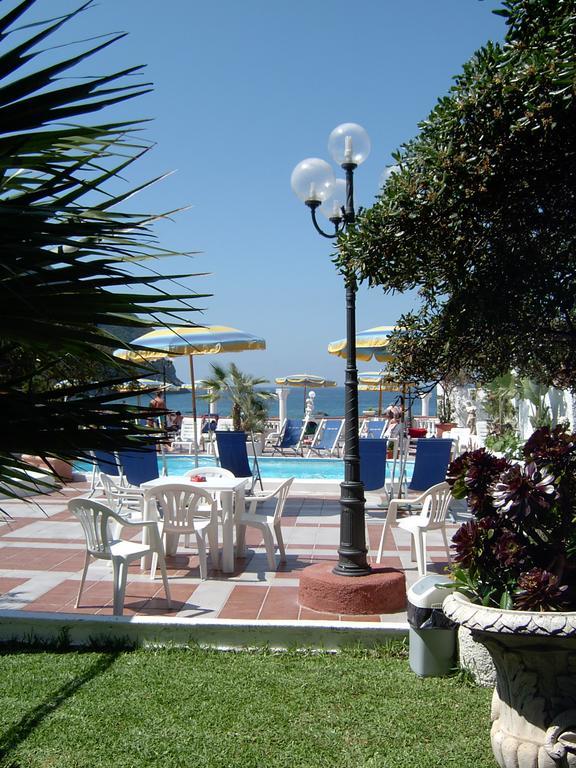 Hotel Riva Del Sole Forio  Exterior photo